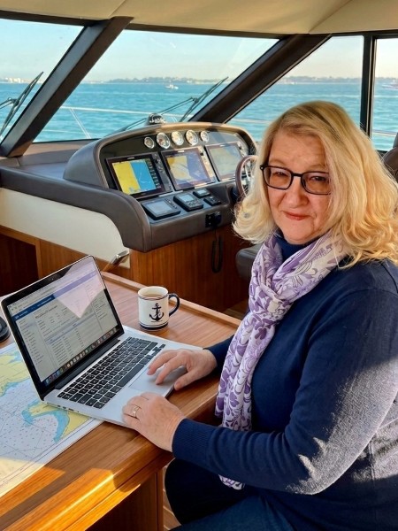 Britta Langhoff, Bloggerin und Autorin an Bord - gerne Inspiration, aber kein Coaching 