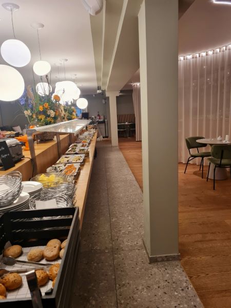 Fruehstuecksbuffet Hotel Atlantic Juist - Langschläfer Frühstück bis 12 Uhr