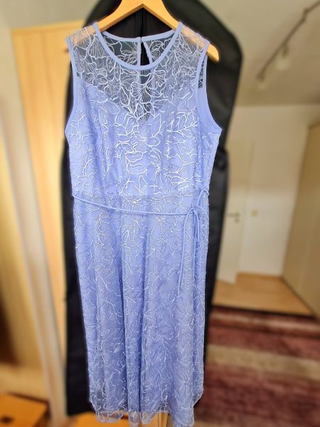 Outfit Mutter Braut / Bräutigam Detailansicht vorne
