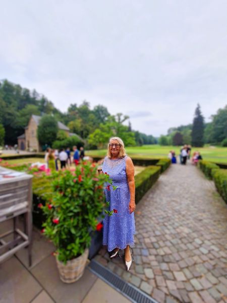 Outfit Mutter Bräutigam oder Braut für abendliche Feier 