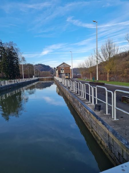 Schleuse Hastiere Wallonie Belgien
