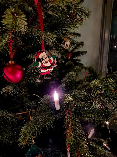 Mickey Mouse als Tannenbaumschmuck